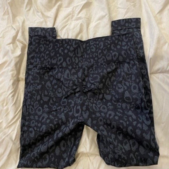 Gymshark Leopard Seamless Leggings - Picture 2 of 2